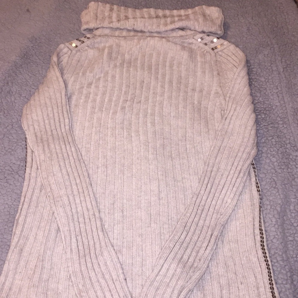 Banana Republic Heritage Collection Sweater - Picture 6 of 8
